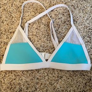 Hoaka triangle bikini top